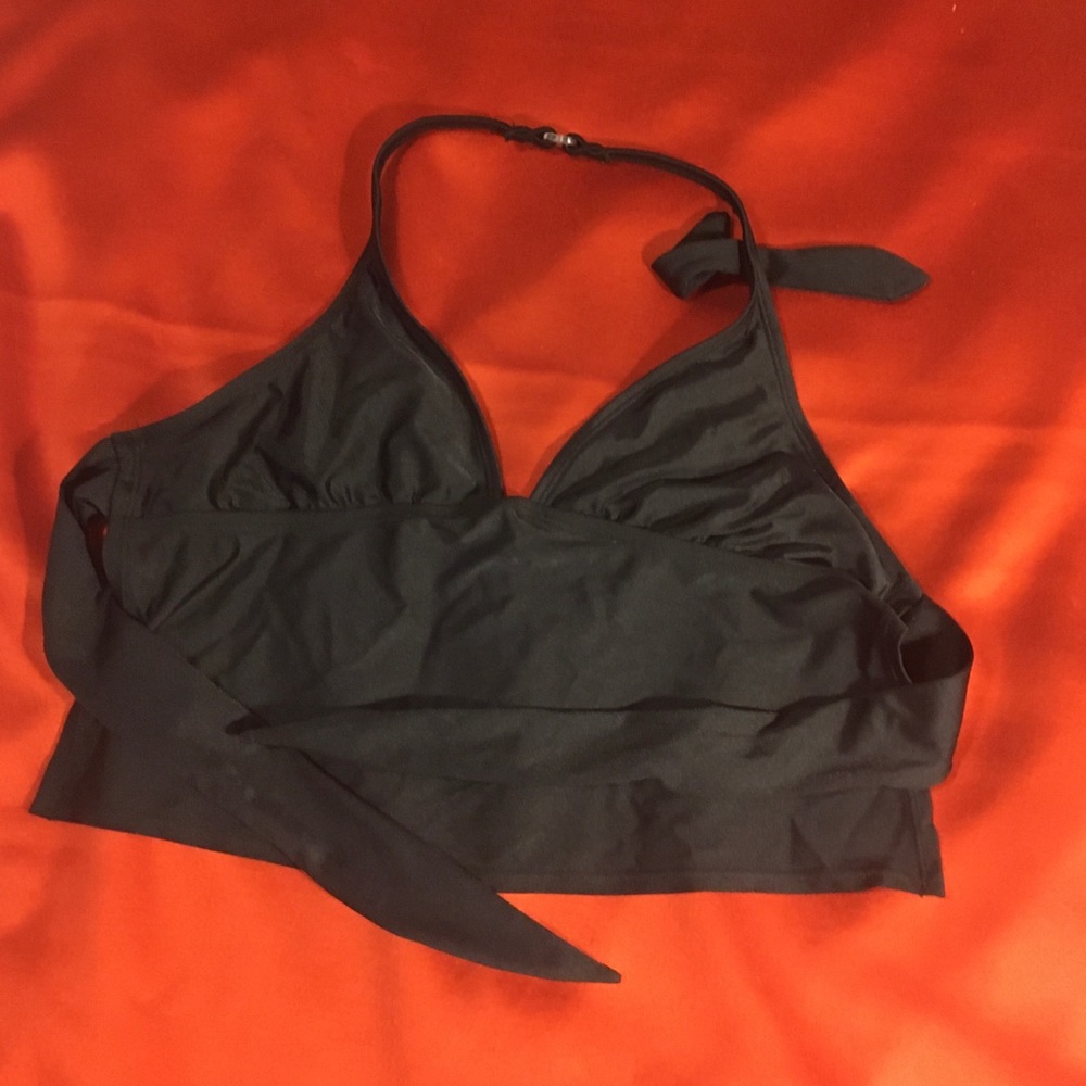 Delia’s black swim top
